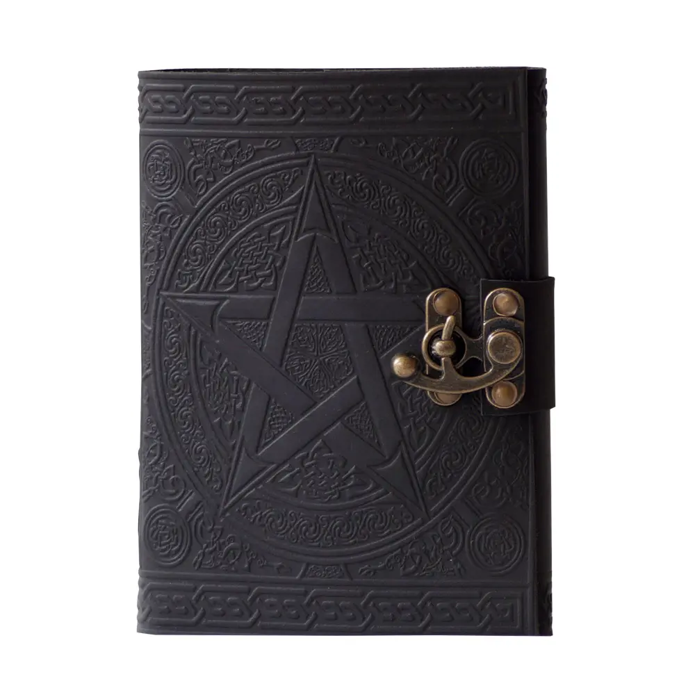 Handgemachtes geprägtes schwarzes Pentagramm C - Lock Notizbuch & Skizzenbuch Leder journal Kunden spezifisches Buch Zeichenblock mit hand geschöpftem Papier