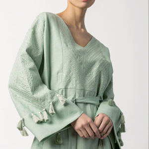 Dernières robes longues en coton pour femmes ukrainiennes Tenue décontractée élégante brodée de fleurs tissée Style sexy Volants vintage Glands - Product Image 4