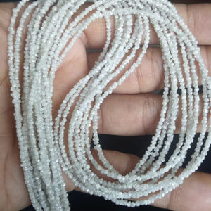 Cuentas de Chip de diamante blanco Natural, tamaño de 2-3mm, longitud de hilo de 18 pulgadas, precio al por mayor - Product Image 1