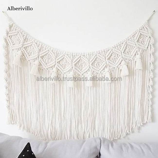 ธรรมชาติหรือย้อม