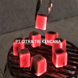 Máquina para fabricar carbón vegetal de cáscara de coco de Indonesia para shisha/hookah, materia prima para carbón vegetal, Arnis, Alemania - Product Image 3