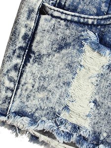 Jeans courts déchirés Design élégant Tissu confortable Idéal pour les activités de plein air ou les essentiels de la mode de tous les jours - Product Image 6