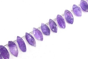 Meilleure qualité 1 brin naturel bleu améthyste pierre précieuse non traitée coupe à la main marquise forme brute fabrication de bijoux bruts - Product Image 2