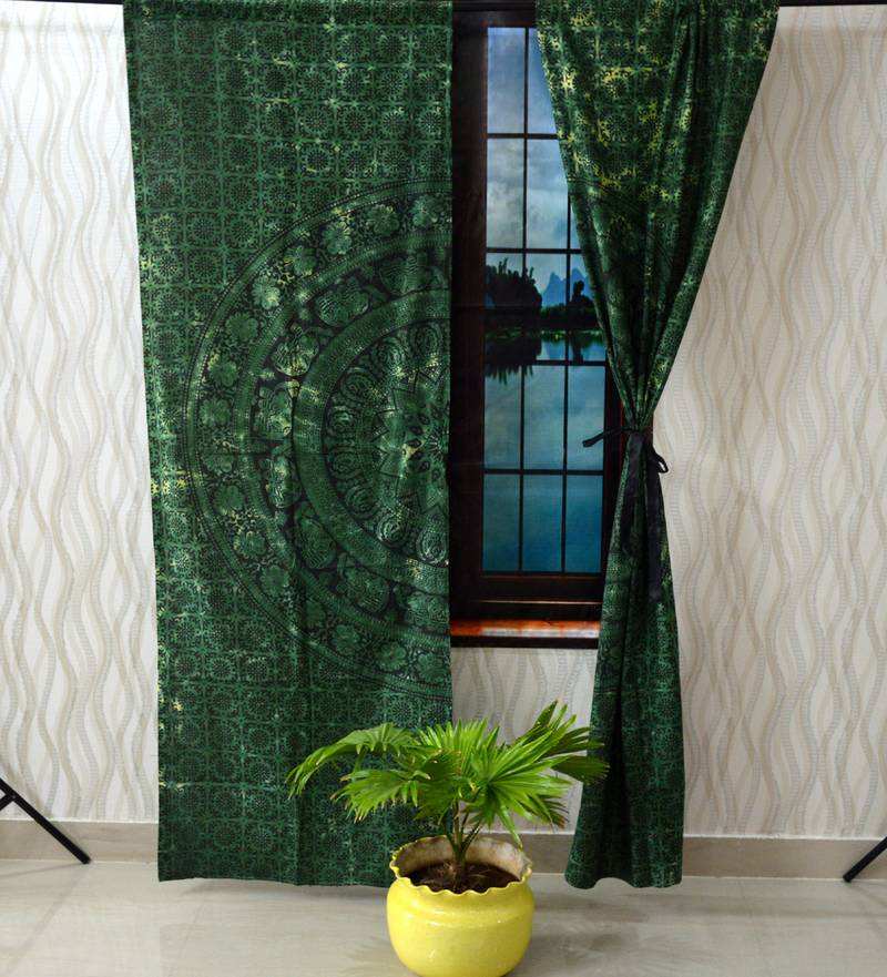 สีเขียว