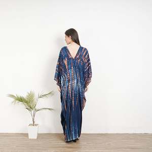 2024 venta al por mayor Tie Dye Kaftans para mujeres largo bohemio cuello en V medias mangas India ropa con tejido hasta el suelo vestidos - Product Image 2