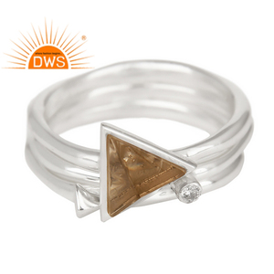 Anillo de Plata de Ley 925 Fina Hecha a Mano en India, Proveedor de Anillos con Gema de Topacio Ahumado de Corte Triangular, Joyería de Colección Clásica - Product Image 1