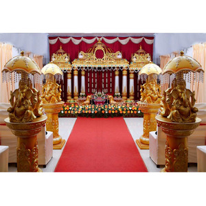 Mandaps Dorados de Fibra para Bodas en Sri Lanka, Mandaps Grandiosos y Gloriosos para Bodas en Dallas, Mandap Dorado de Lujo para Bodas en EE. UU. - Product Image 1