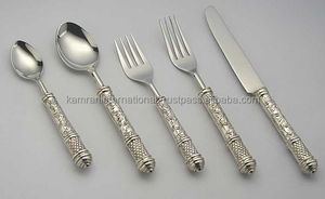 Ensemble de couverts de luxe écologiques en laiton et en acier inoxydable Design royal unique pour les hôtels de fêtes de mariage - Product Image 3