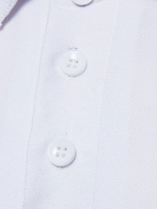 Polo à col rabattu pour hommes Tissu doux Design élégant Matériau de qualité supérieure et coupe de haute qualité pour les vêtements de plein air et de sport - Product Image 3