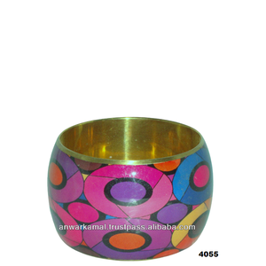 Venta al por mayor caliente Metal Brazaletes de latón Nuevo diseño Pintado a mano Kada Brazalete Perfecto para mujeres - Product Image 1