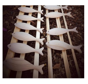 Ensemble de 50 découpes en bois de teck naturel non peint en forme de poisson, découpes en bois polies en forme de poisson - Product Image 2