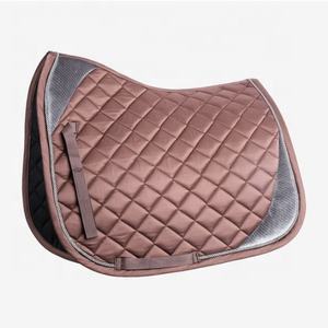 Classique-Conçu-Et-Luxueux-Et-Tuff-Rider-Montage-Personnalisé-Grand-Diamant En Forme de-Tout Usage-Cheval-Selle-Pad - Product Image 2