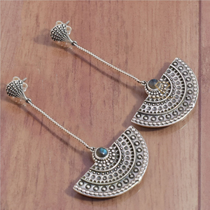 Vente en gros de pierres précieuses naturelles Labradorite Boho Boucles d'oreilles en argent sterling Bijoux à la mode fabriqués à la main Fête de fiançailles Mariage - Product Image 1