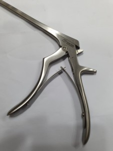 เครื่องเจาะกระดูก Endo Tech Kerrison Punch ขนาด 7 นิ้ว ทำจากสแตนเลส ปลายขนาด 3 มม. แบบถอดประกอบได้บางส่วน ใช้พลังงานแบบแมนนวล พร้อมการรับประกัน 5 ปี - Product Image 2