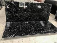 Dalles de granit noir indien Markino polies 180x60cm 18-30mm pour revêtements de sol, comptoirs de cuisine, escaliers – Durabilité 5 ans et plus