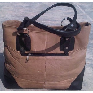 Sac à main de créateur pour femme en cuir véritable de qualité supérieure avec fermeture éclair, idéal pour la randonnée en extérieur (USA, Allemagne) - Product Image 2