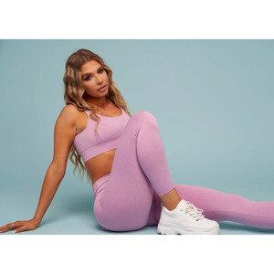 ชุดชั้นในกีฬาผู้หญิง OEM แบบมีโลโก้สั่งทำ สีชมพูลาเวนเดอร์ ดีไซน์ริบบิ้นเข้าชุด - Product Image 6