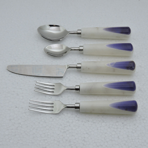 Meilleur sponsor Ensemble de couverts Vente à chaud en acier inoxydable/Agate et poignée en résine Ensemble de couverts en acier inoxydable - Product Image 6