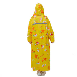 Chubasquero Tofuman para niños 2025, impermeable de poliéster con logotipo de dibujos animados, a la moda para jóvenes, días lluviosos para acampar y hacer senderismo - Product Image 4