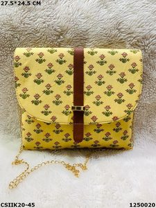 Sac de soirée élégant en coton Ikkat de Craftstages International, 27,5*24,5 CM - Product Image 4