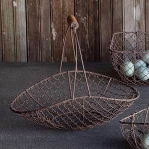 Cesta de regalo de boda de metal con acabado de red de esqueleto para fiesta festiva y suministros de decoración de boda hechos de hierro - Product Image 2