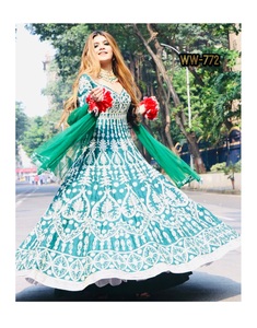 Harry potter — robe en SATIN, soie avec evyderderderderderderderderony hevy, MONO, manches, exportation royale - Product Image 1