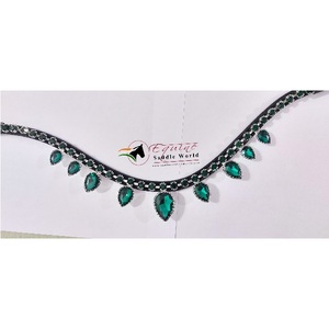 Équipement équestre de luxe de haute qualité cristaux verts suspendus bande de sourcils de cheval avec boucle de ruban adhésif ouvert à l'arrière pour l'équitation - Product Image 2