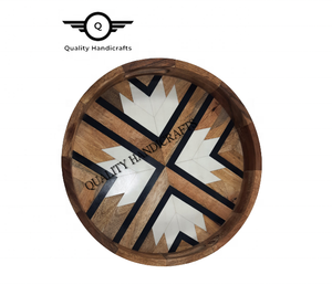 Vente en gros Plateau de service en manguier et incrustation de résine époxy avec poignée Finition naturelle Utilisation pour hôtels et restaurants Origine indienne - Product Image 2