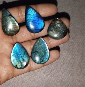 Cabochon de Malachite Forme Libre de Création Naturelle de Laboratoire, Pierre Lisse à la Lune, Sculpture pour la Fabrication de Bijoux pour l'Été - Product Image 2