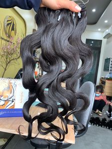 Extensions de cheveux de donneur unique, ondulées, tissées à la machine, avec closure et frontal en dentelle transparente - Product Image 4