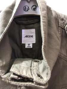 Lot de vêtements du Bangladesh : Gilet long en jean de coton boutonné pour femme, sans manches, effet délavé, pour l'automne - Product Image 6