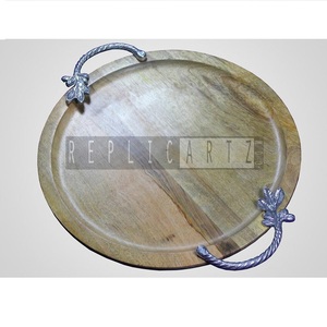 Bandeja de Servir de Madera Art Deco Maximus International Heritage, Asas de Metal Ornamentales, Diseño Multifuncional Decorativo - Product Image 1