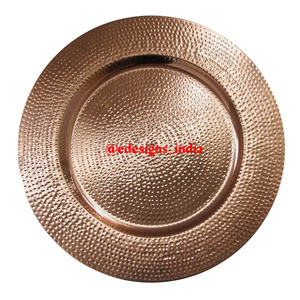 Plateau de service en acier inoxydable martelé forme arrondie assiette de chargement faite à la main indien classique abordable sous assiette - Product Image 5