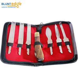 El Mejor Juego de Cuchillos para Herrador - Instrumentos Veterinarios de Primera Calidad para Caballos y Ganado, Ecológicos y Duraderos - Product Image 2