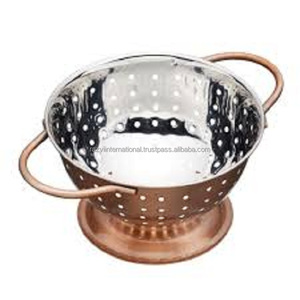 Passoire à glace en acier inoxydable doré de qualité alimentaire, design unique, forme ronde, avec support, compatible lave-vaisselle - Product Image 2