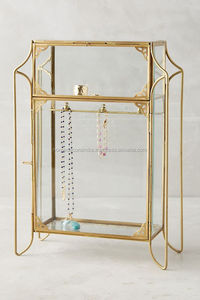 Expositor de Joyería de Lujo en Latón Pulido, Soporte Metálico de Barra Alta para Tiendas Minoristas, Base de Madera, Personalizado OEM, Venta al por Mayor - Product Image 4