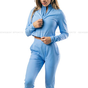 Chaqueta de pista de alta calidad para mujer, Material transpirable y Flexible, con sus infinitas capacidades de estiramiento - Product Image 2