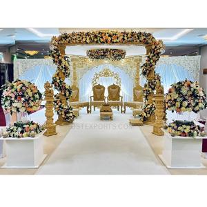 Suspension de mariage en bois sculpté à la main, nouveau support pour mariage, fait à la main, montage (haut) - Product Image 1