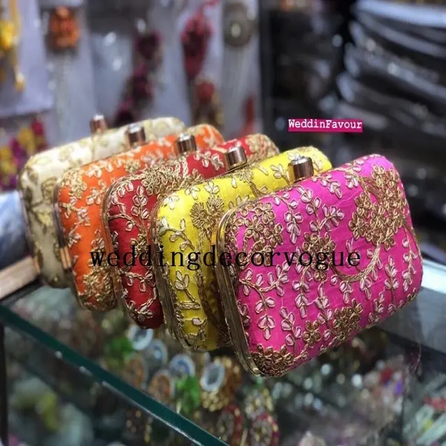 Indiase Bruiloft Gunst Potli Tassen Brocade Return Gift Favor Koord Pouch Sieraden Zak Snoep Zakjes