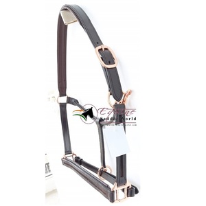 Quincaillerie en or rose de qualité supérieure licou de cheval en cuir véritable haut de gamme avec canal vide sur le nez et la pièce de joue - Product Image 2