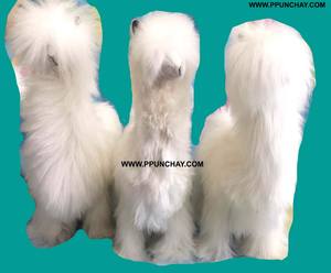 Peluche bébé alpaga Suri 12 pouces, Ppunchay, Pérou, ethnique andin, douce, moelleuse et agréable - Product Image 2