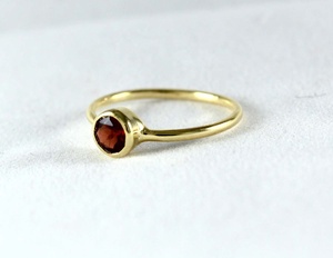 Anillo de oro amarillo de 14k, granate rojo Natural, redondo, sólido, 5mm, fabricante de joyería - Product Image 3