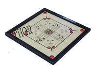 Plateau de carrom en bois massif pour les professionnels et les clubs avec des jetons, un frappeur et de la poudre borique