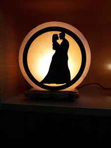 Venta al por mayor de lámparas de sal rosa del Himalaya talladas en 3D en estilo amor artesanías naturales - Product Image 4