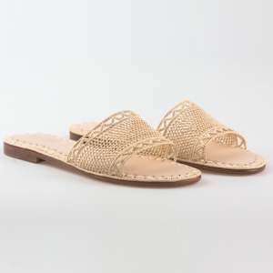 รองเท้าซาฟีราฟเฟีย คอลเลคชั่นงานฝีมือสุดพิเศษ - Product Image 1