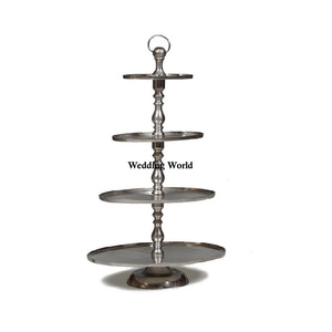 Support à gâteau en métal de forme carrée cristal perlé à la main support à gâteau de créateur classique élégant en gros support à gâteau en métal - Product Image 4