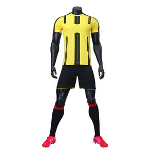 Uniforme de football de haute qualité, logo personnalisé, uniforme de football 100% polyester, vente chaude, nouveau style - Product Image 2