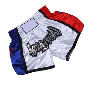 กางเกงขาสั้นมวยไทยขาสั้นแบบปักลายสำหรับผู้ชายชุดออกกำลังกาย MMA แบบสั่งทำขายส่ง - Product Image 1