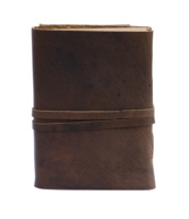 Cuaderno de diario encuadernado de cuero genuino Vintage hecho a mano para hombres y mujeres papeles forrados Kraft 240 páginas con solapa de bloqueo de llave en la cubierta