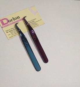 Pinzas de extensión de pestañas de volumen ruso de 90 grados de Plasma azul y púrpura logotipo personalizado pinzas de extensiones de pestañas de acero inoxidable - Product Image 1